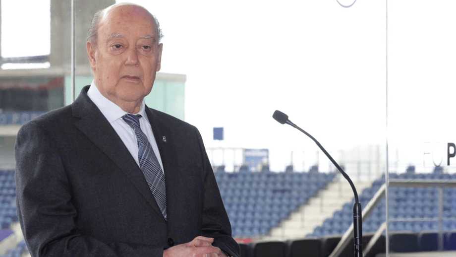 Pinto da Costa volta a comprar ações da SAD do FC Porto numa operação de quase 6 mil euros