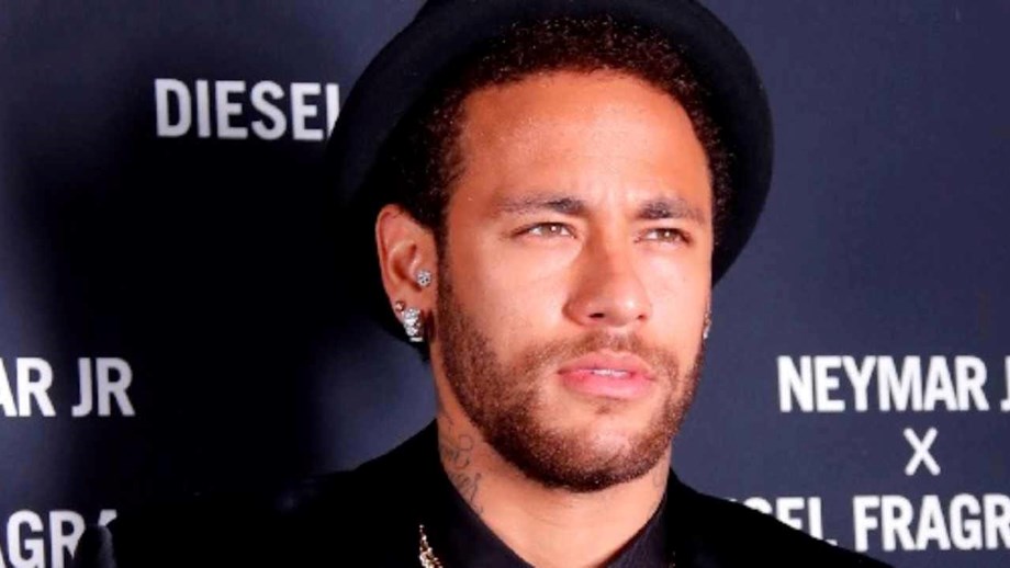 Fim da linha para Neymar em Paris: As festas, as lesões... e a vontade de ir para Manchester