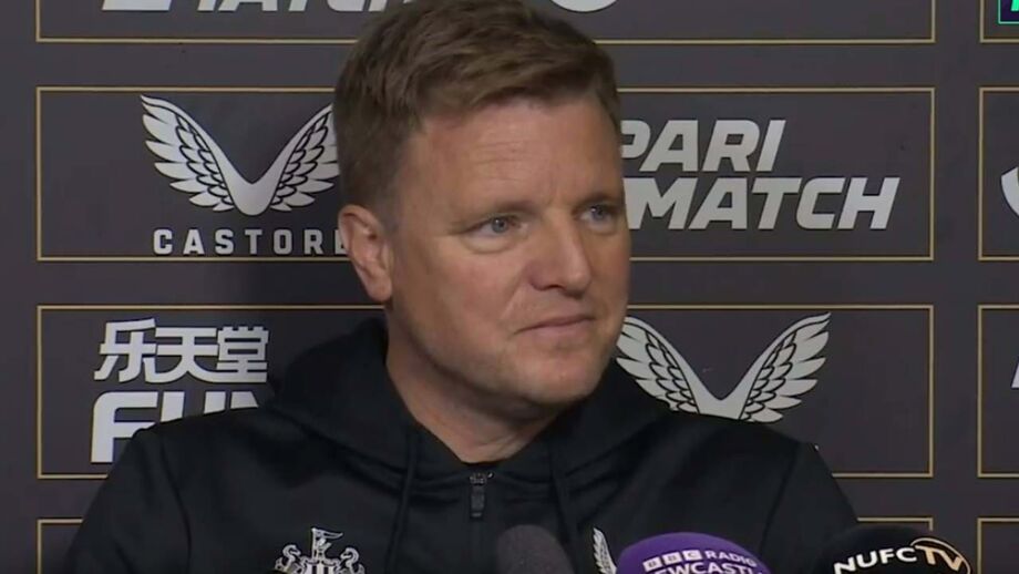 Eddie Howe aborda rumores de transferências