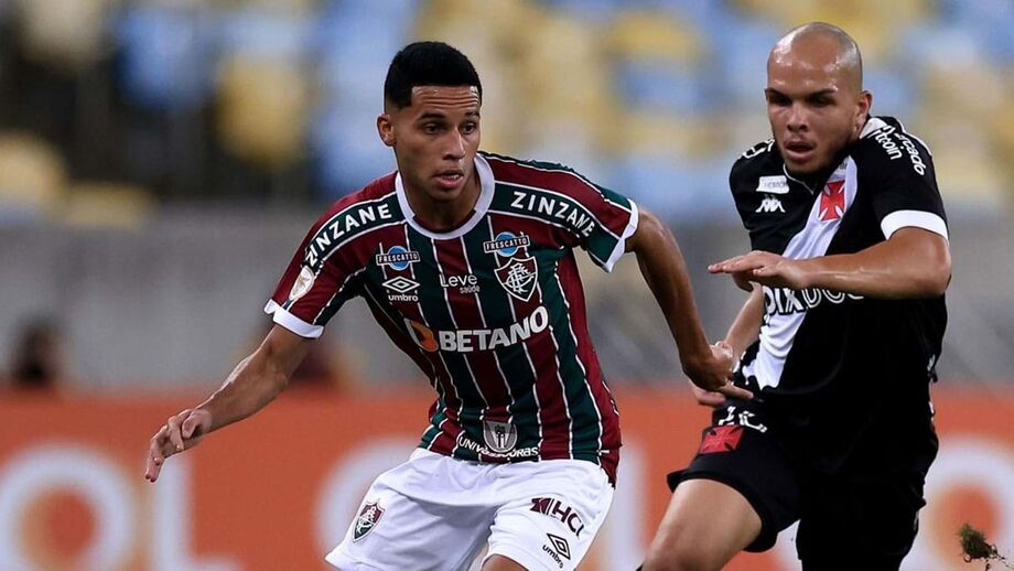 Alexsander  tem dois golos e duas assistências em 16  jogos realizados este ano