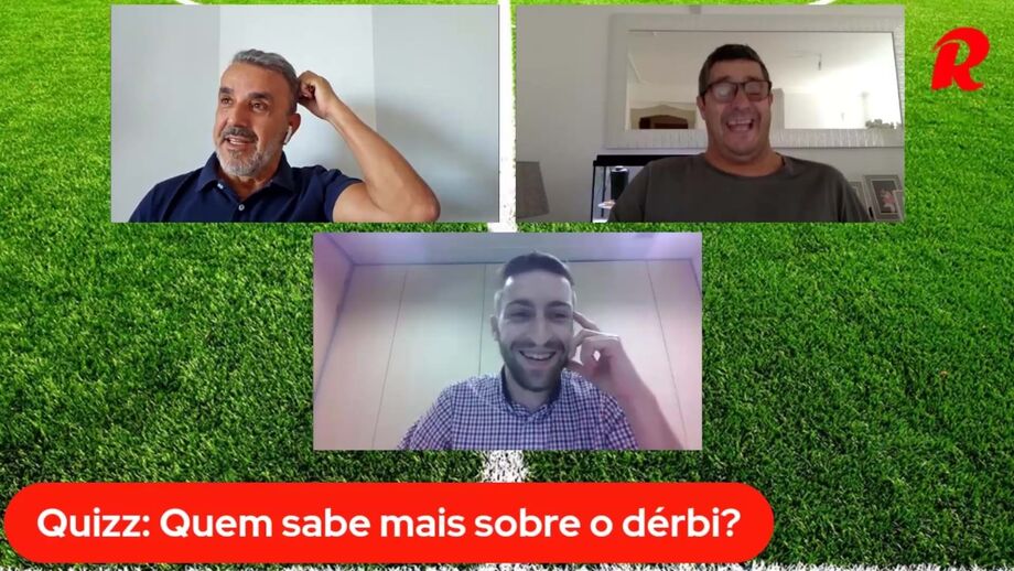 Momento divertido entre dois amigos