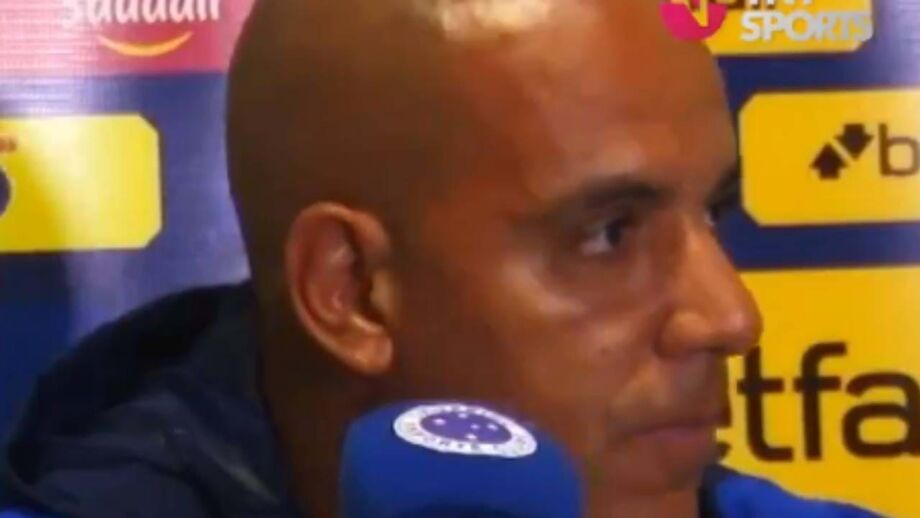 Treinador do Cruzeiro comentou caso de Vinícius Júnior, em Espanha