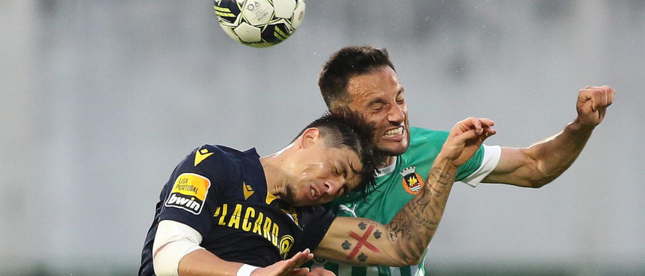 A crónica do Rio Ave-Famalicão, 2-2: Tiveram cabeça para dar empate