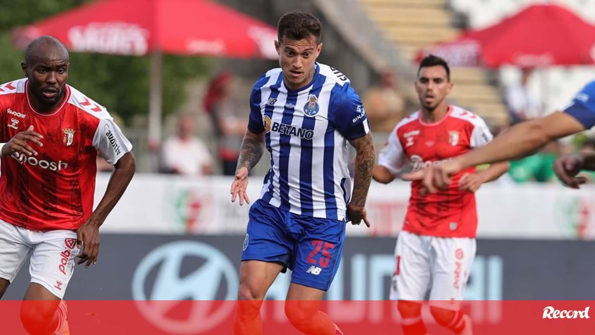 Equipa de lendas do FC Porto bate Athletic Bilbao em jogo para celebrar  aniversário dos bascos - FC Porto - Jornal Record