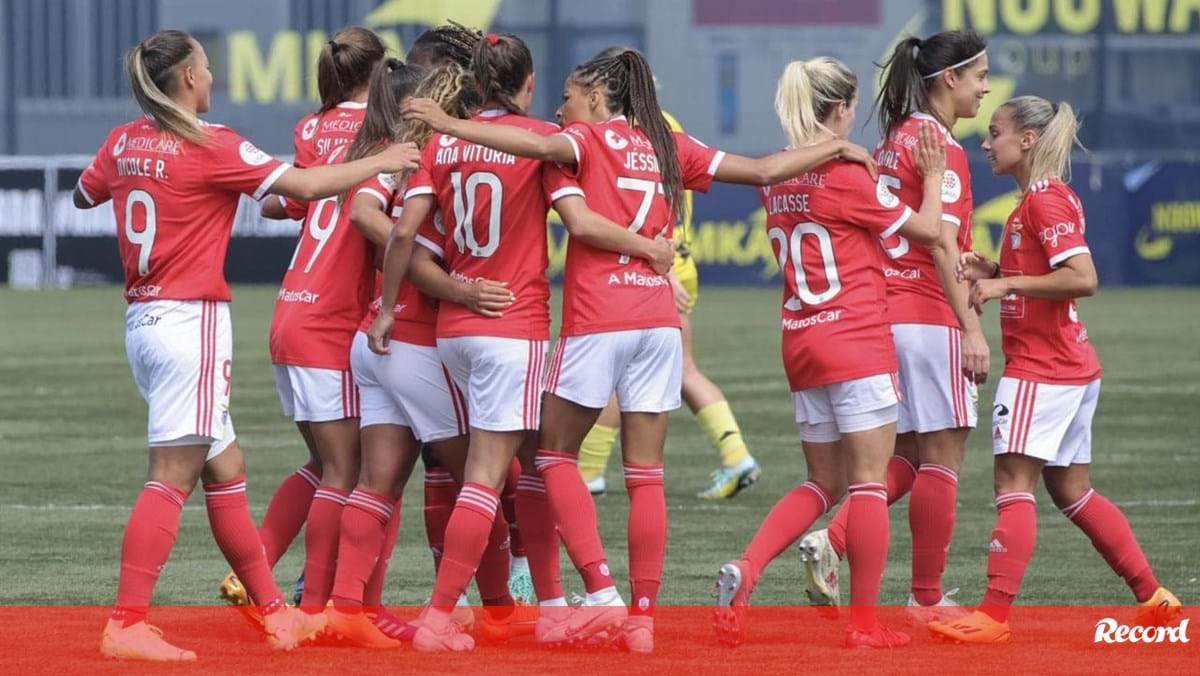 Equipa Feminina Do Benfica Passa A Trabalhar No Seixal Em 2023/24 ...