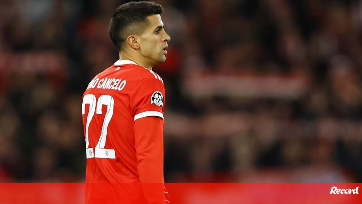 Liverpool interessado em jovem do Benfica que está em final de contrato