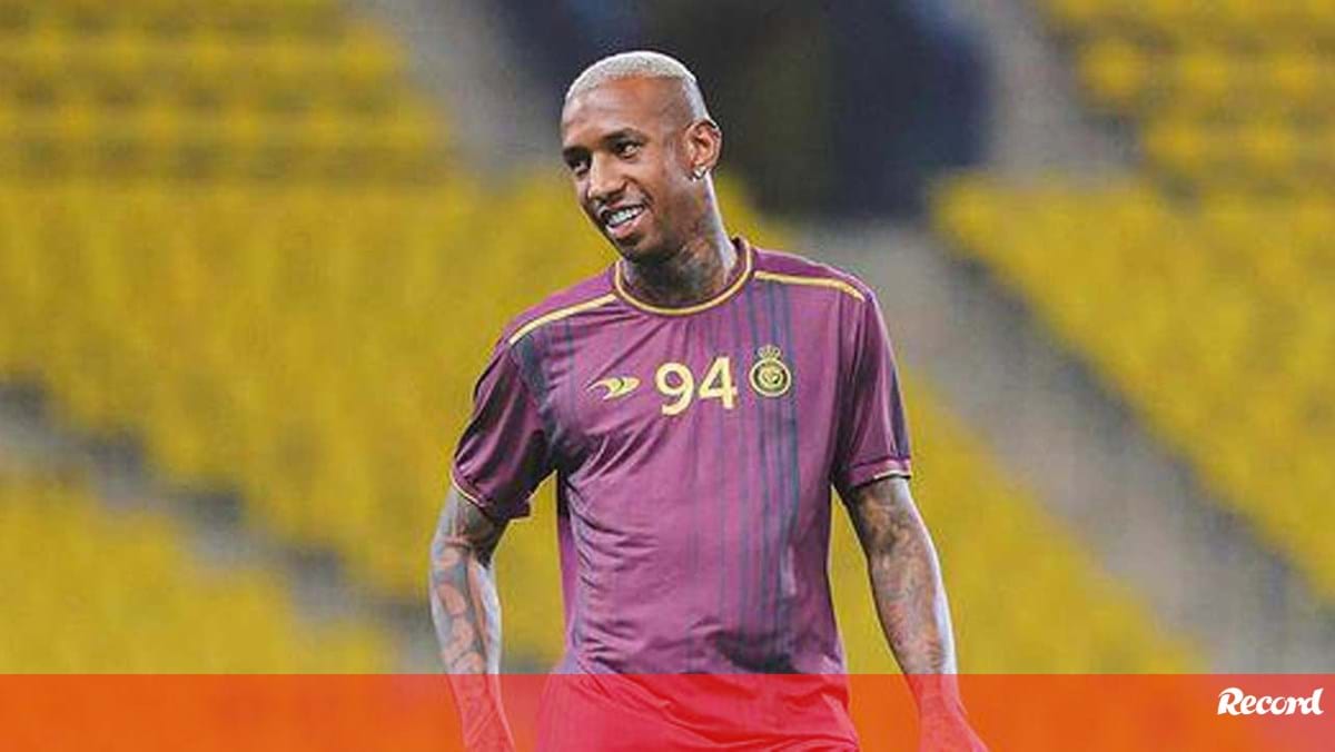Talisca: “Jorge Mendes signed a blank document with my name saying, ‘I agree to go to Man United’ – Benfica