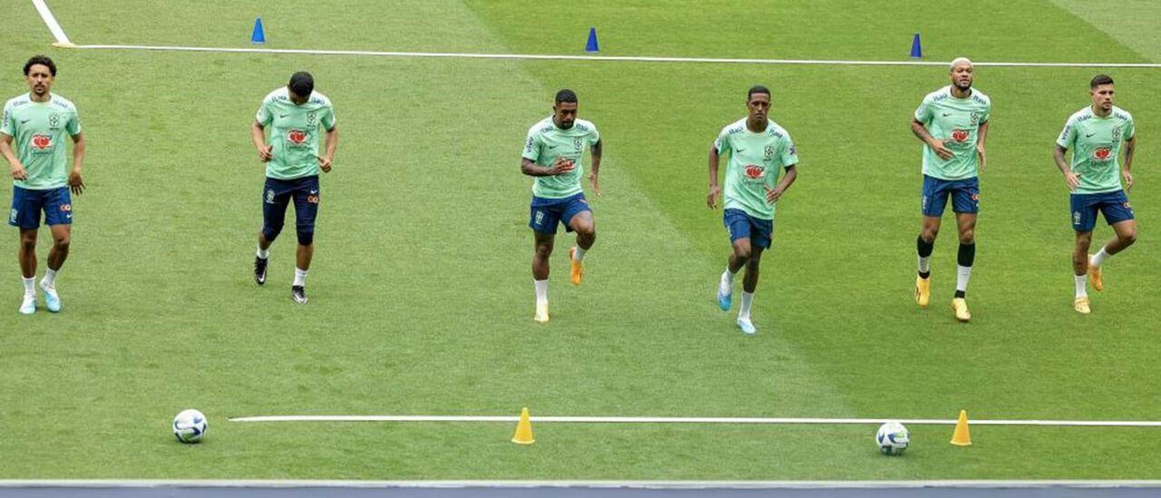 Vinícius e companhia treinaram ontem em Alvalade