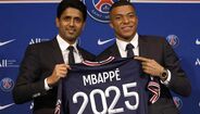Mbappé renovou o ano passado até 2025 mas não deverá exercer agora essa opção...