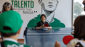 Sporting fez as delícias das crianças do Centro de Medicina e Reabilitação de Alcoitão