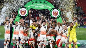 West Ham bate Fiorentina com golo aos 90 minutos e conquista Conference League 