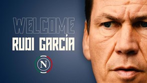 Rudi García oficializado como novo treinador do Nápoles