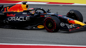 Max Verstappen lidera tempos no primeiro dia de treinos livres em Barcelona