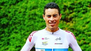 Ciclista colombiano morre atropelado por camião durante treino