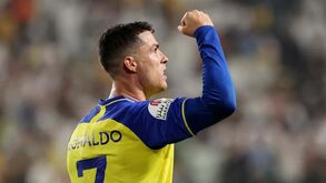 Piers Morgan irónico sobre ida de Messi para a MLS: «Vamos ouvir as coisas que disseram sobre Ronaldo?»