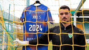 Joel Sousa renova por uma época com o Tondela