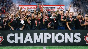 Luís Martins e Ryan Gauld revalidam conquista do Canadian Championship
