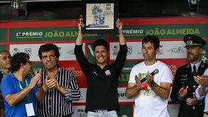 João Almeida homenageado em A-dos-Francos: «O mais importante é investir nas camadas jovens»
