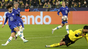 Adeptos turcos loucos por João Félix