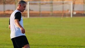 José Pedro Barreto regressa à formação do Al Tai
