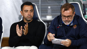 Xavi é o resistente da mística do Barça