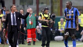 Sneijder aponta craque que tinha o potencial de Messi e Ronaldo: «Mourinho tentou de tudo...»