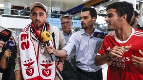 Antigo internacional holandês questiona escolha de Kökçü: «Um campeonato que se pode comparar ao holandês»