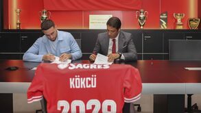 Kökçü deixa mensagem aos adeptos do Benfica: «Já me demonstraram a grandeza do nosso clube»