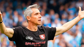 Paulo Sousa perto do Nápoles