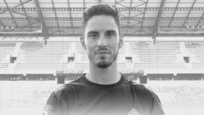 Miguel Rodrigues assina pela Académica