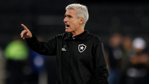 Luís Castro desperta interesse do Al Nassr