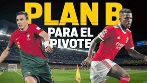 Deco procura sucessor de Busquets no Barcelona: baterias apontadas a Palhinha e Florentino