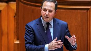 Fernando Medina desmente números de Neeleman sobre avaliação da TAP