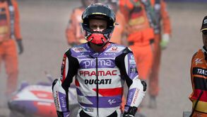 Marc Márquez e Zarco 'pegados': «Não sou estúpido... É simplesmente ridículo!»