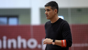 Treinador do Benfica elogia arbitragem: «Que não sirva de desculpa constante para quando alguém perde»