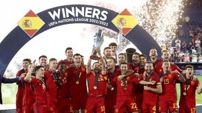 Croácia-Espanha, 0-0 (4-5 pen.): no topo à boleia de Simón