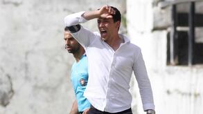 Luís Pinto renova e continua no comando técnico do Fafe