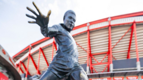 Estátua de Eusébio alvo de estudo de conservação