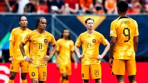 De Barcelona a Eindhoven com uma paragem em Paris: O roteiro do miúdo Xavi Simons 