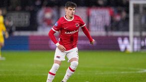 «Kerkez continua a preferir o Benfica», garante o pai