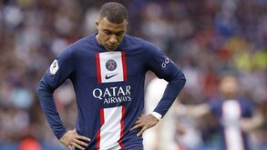 PSG prepara ultimato a Mbappé: renova até ao início da pré-época ou sai este verão