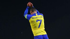 Milhões levam estrelas da Europa: um onze com três portugueses que pode jogar na Arábia Saudita