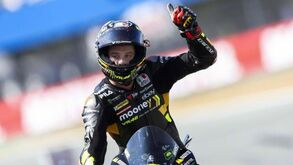 Marco Bezzecchi vence corrida sprint do GP da Holanda com Miguel Oliveira a acabar em 19.º