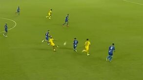 Os dois momentos de magia de Ronaldinho que já se tornaram virais