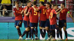 Espanha e Ucrânia apuradas para os 'quartos'