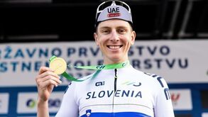 Tadej Pogacar campeão esloveno de fundo pela primeira vez