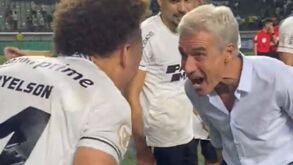 Luís Castro 'louco' depois da vitória sobre o Palmeiras: «Quem ganhou?»