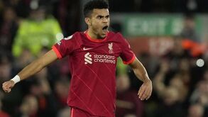 Luis Díaz é o novo camisola 7 do Liverpool
