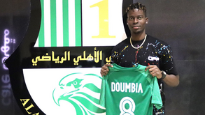 Idrissa Doumbia deixa Sporting em definitivo e ruma ao Qatar