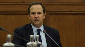 Fernando Medina diz que Certificados de Aforro não podem substituir financiamento nos mercados